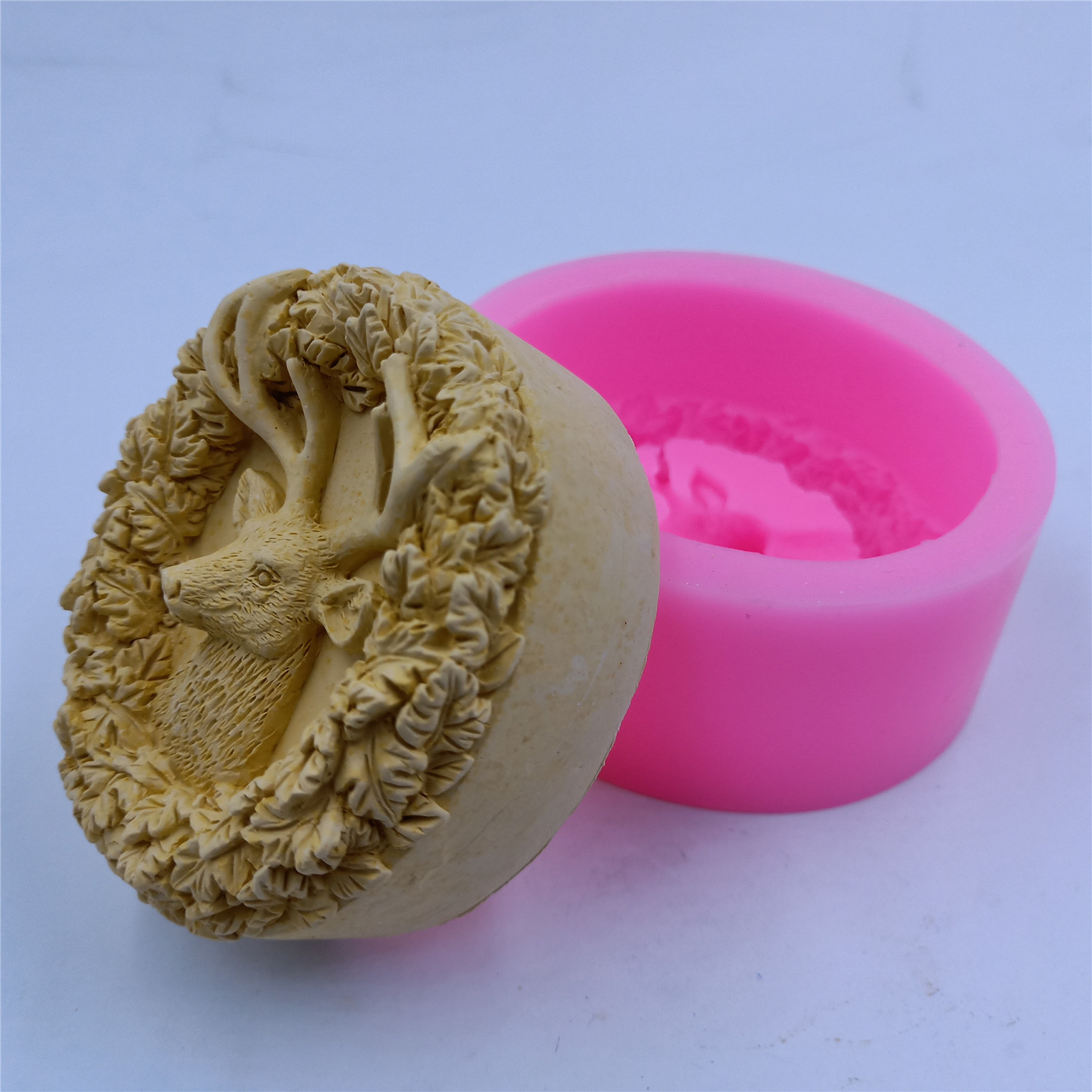 Deer Design Soap Silicone Mold - огляд і ціна Soap Making Items
